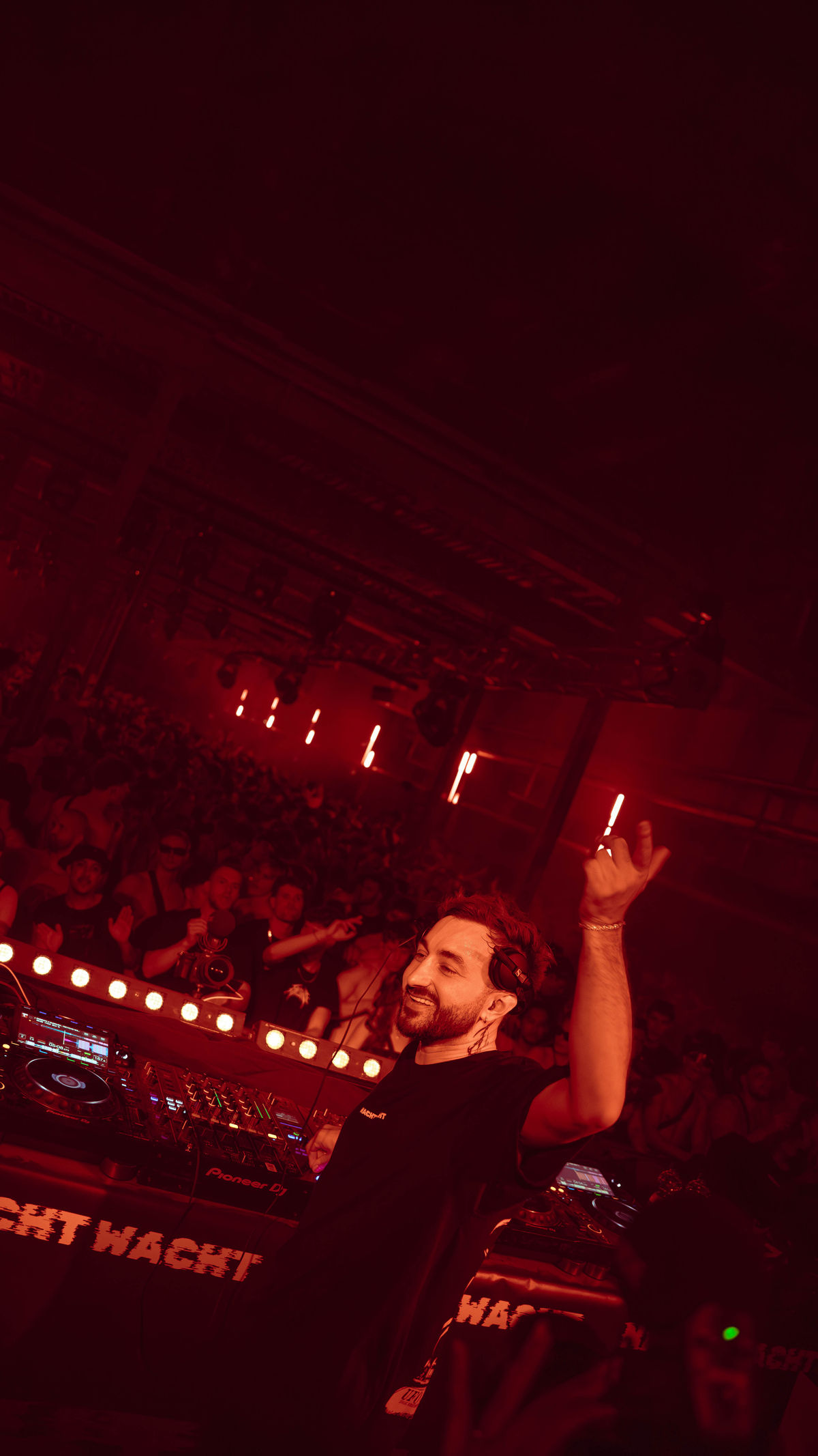 Loading... just a sec